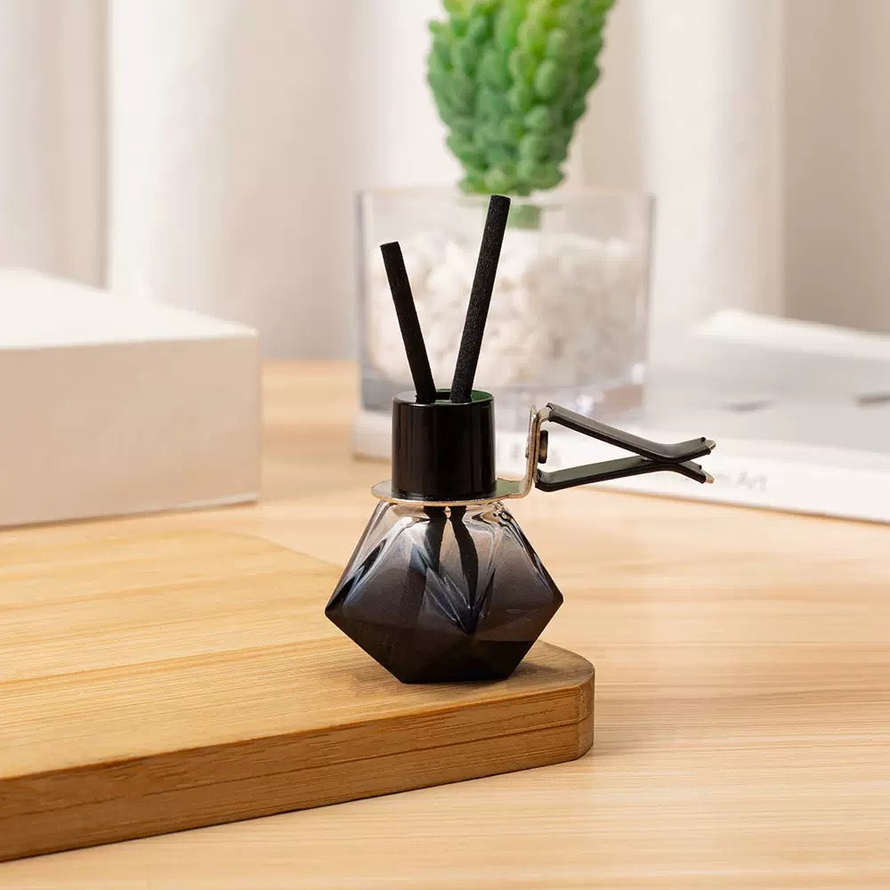 Fashionable Clip Car Diffuser Glass Bottle/Jar L09
