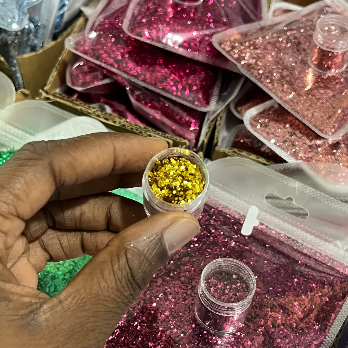 25g-100g Chunky Glitters 12a - 13e