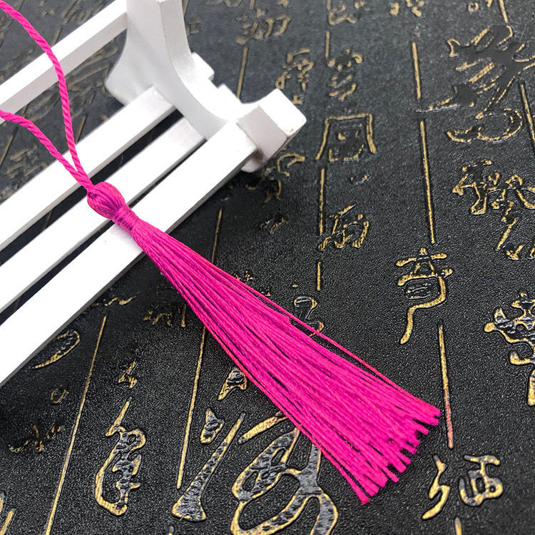 Mini Tassel j12