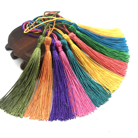 Mini Tassel j12