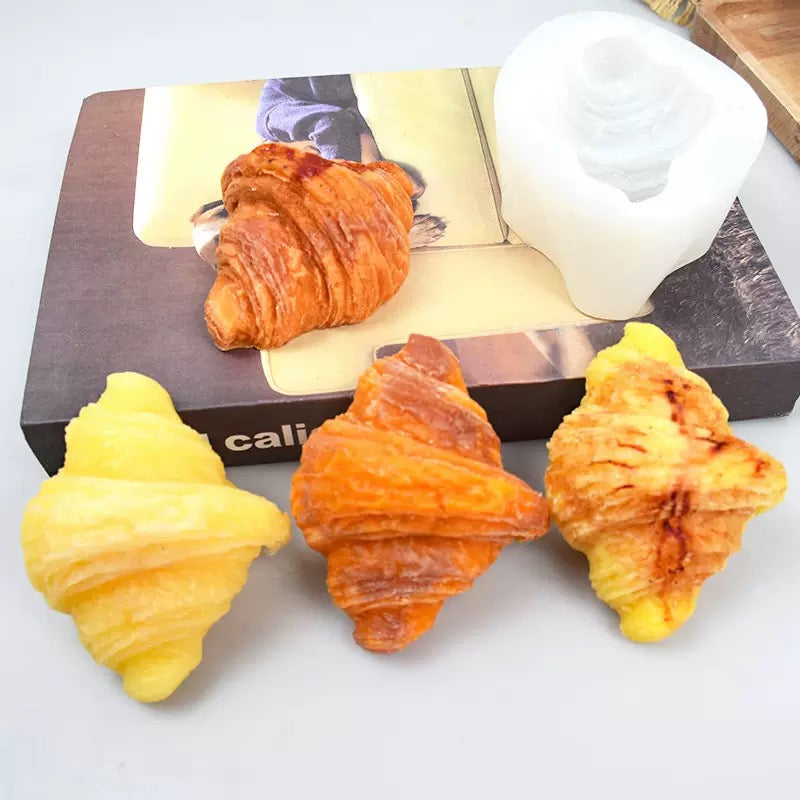 Croissant Candle Silicone Mold h015