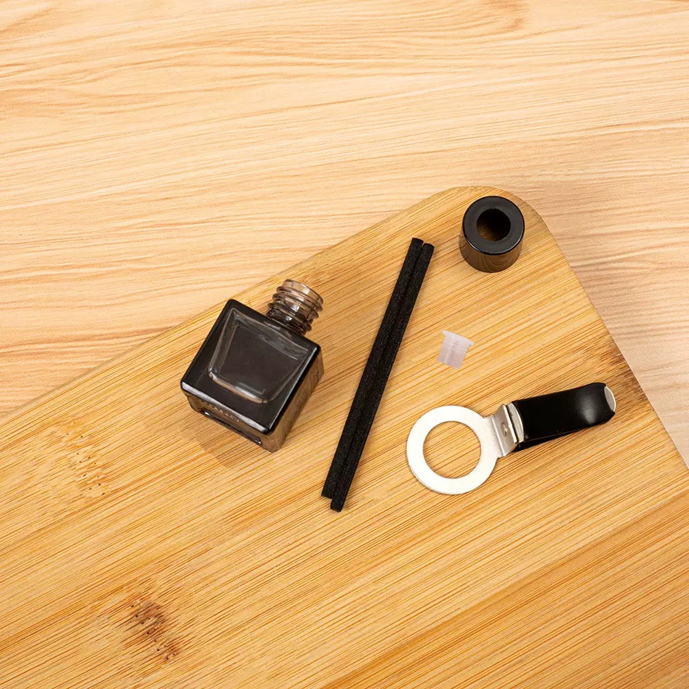 Fashionable Clip Car Diffuser Glass Bottle/Jar L09