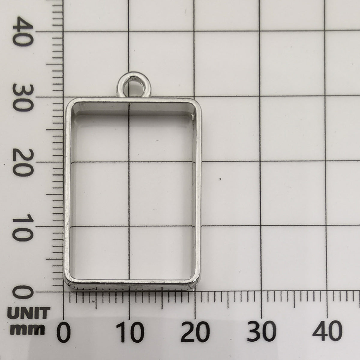 Bezel Pendant