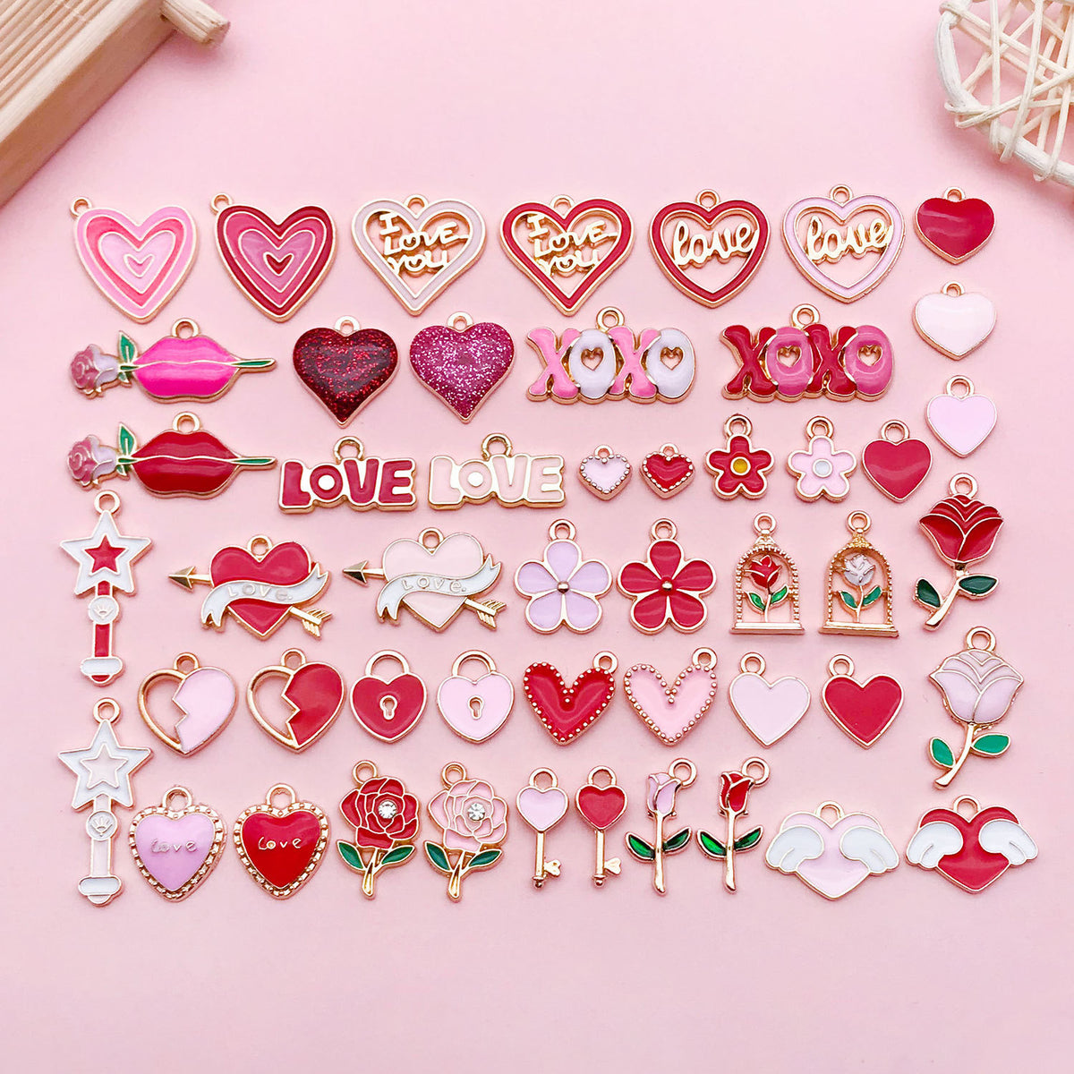 Charms 6f  / 6g