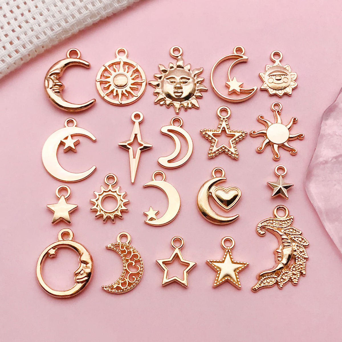 Charms 6f  / 6g