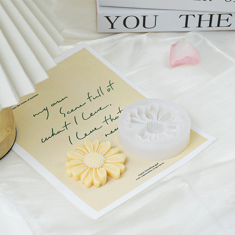 Sunflower Candle Silicone Mold h013