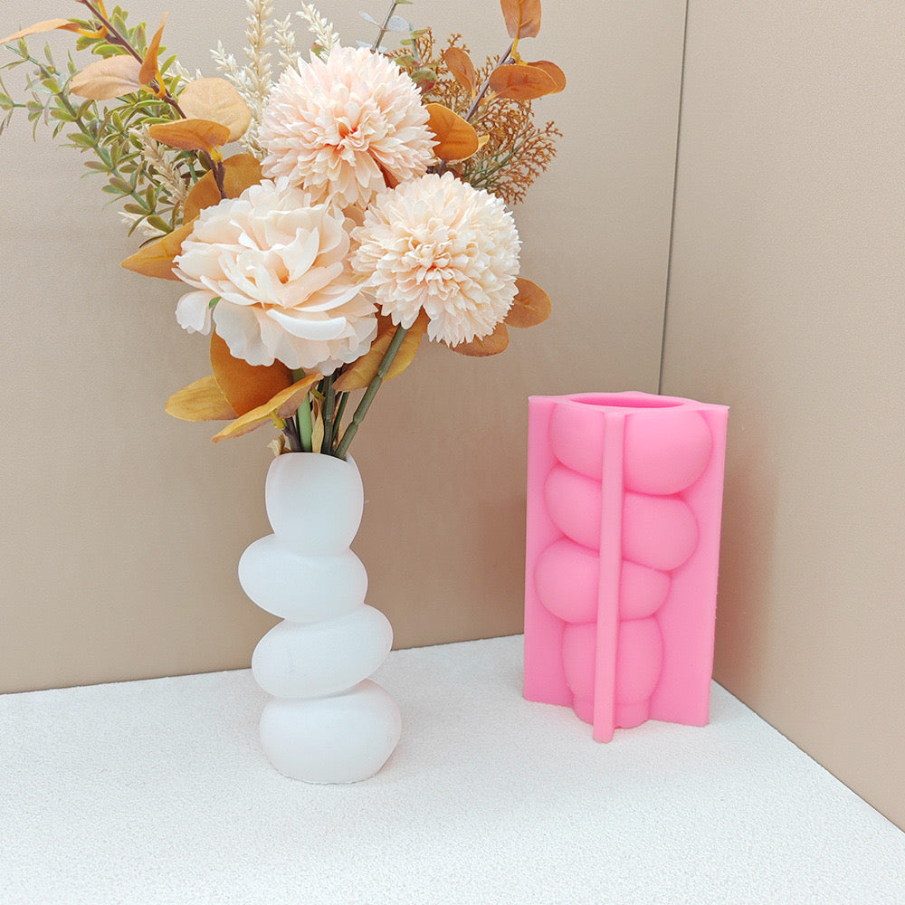 Pebble Shaped Vase Silicone Mold i08