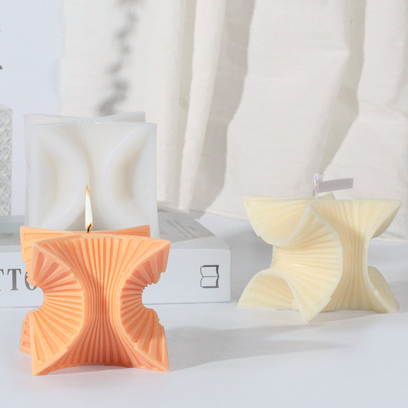 Rotating Wave Candle Silicone Mold h09