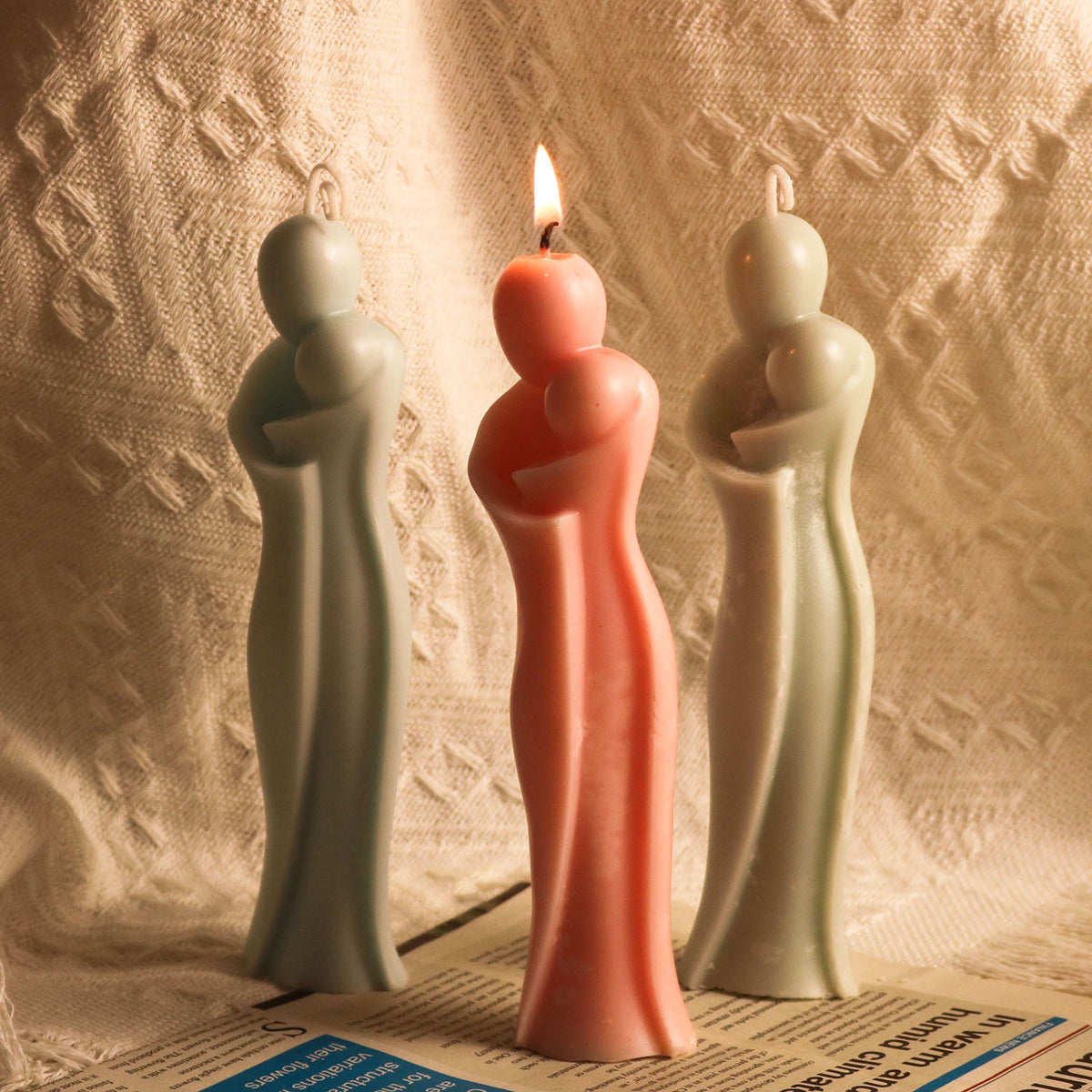 Couples Hugging Candle Silicone Mold h08