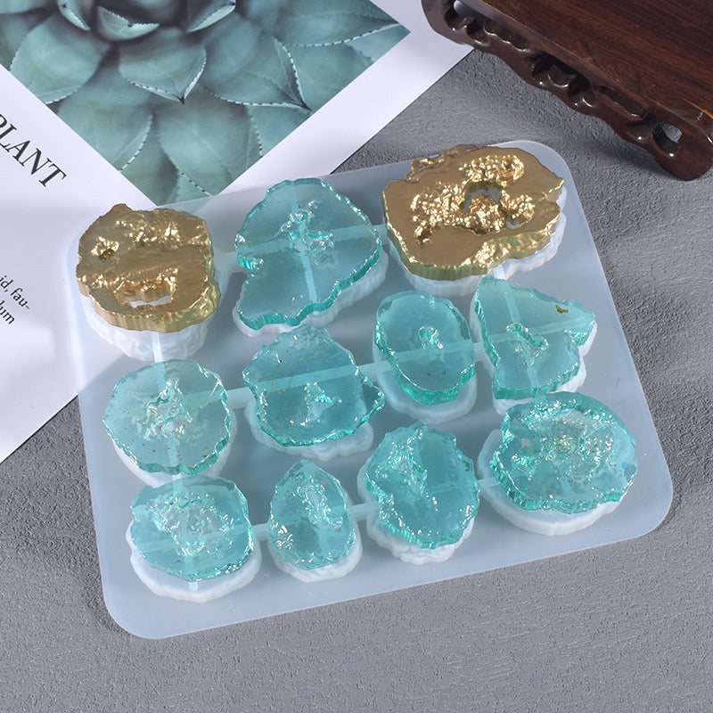 Geode Keychain Pop socket Silicone Mold d010